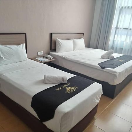 Maple Boutique Hotel קוטה בארו מראה חיצוני תמונה