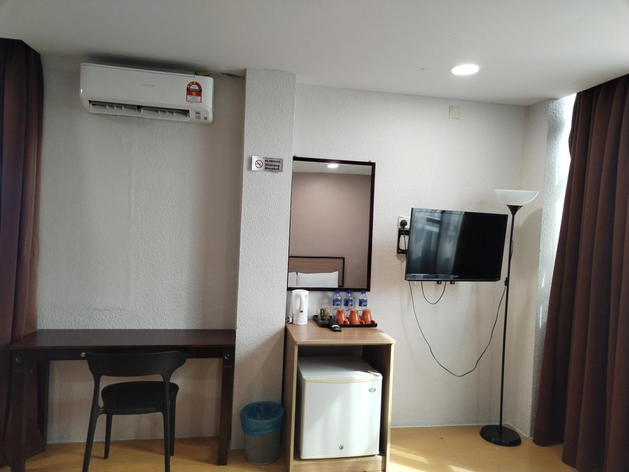 Maple Boutique Hotel קוטה בארו מראה חיצוני תמונה