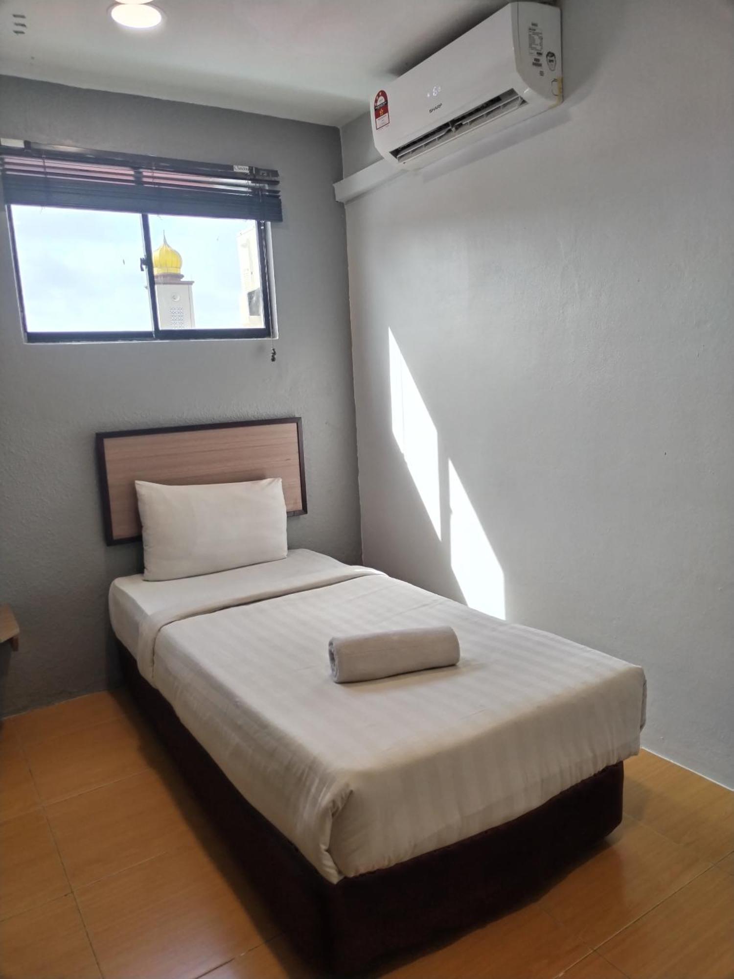 Maple Boutique Hotel קוטה בארו מראה חיצוני תמונה