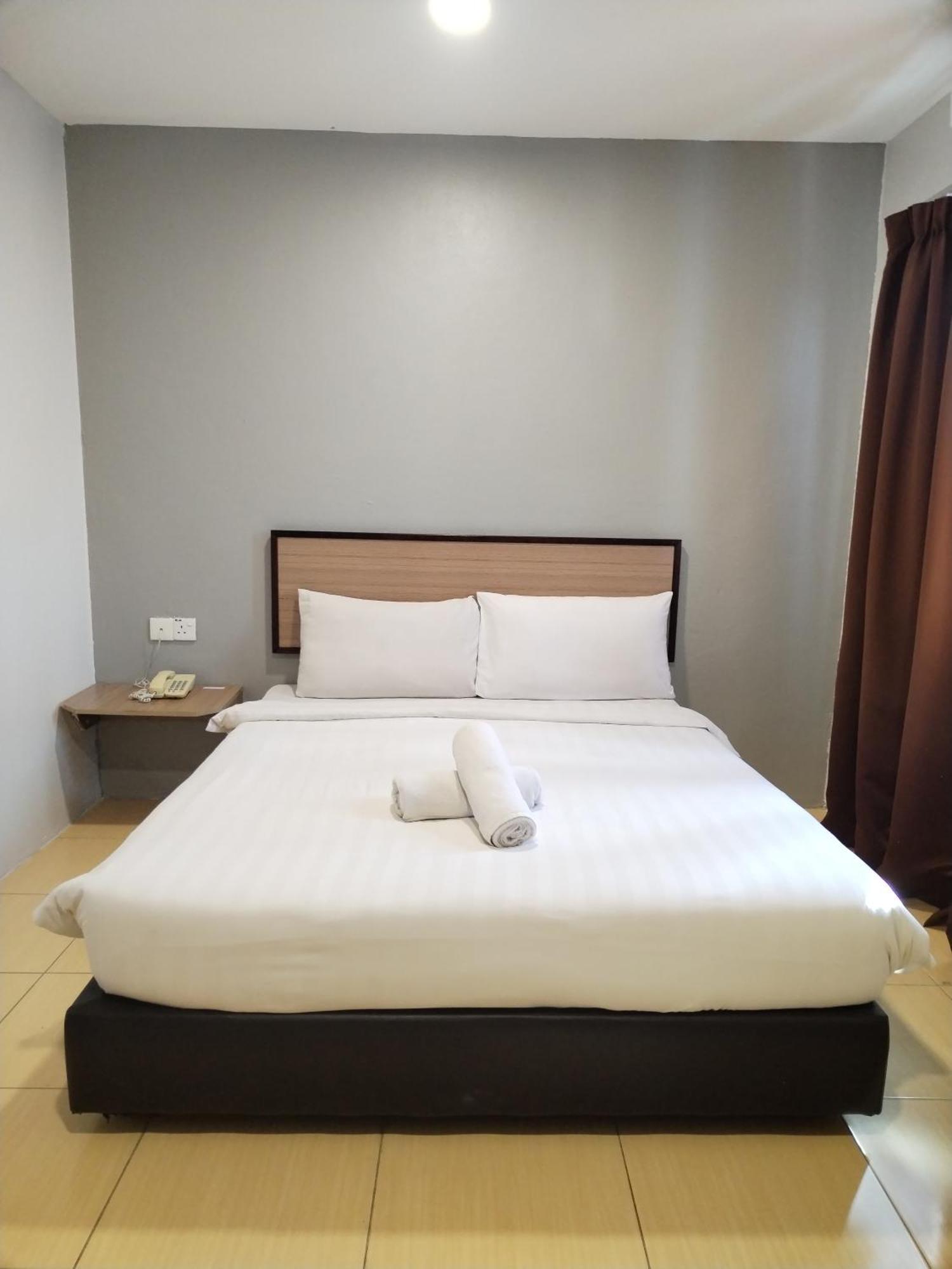 Maple Boutique Hotel קוטה בארו מראה חיצוני תמונה